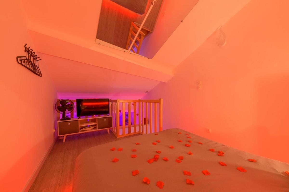 Love Room - Suite Romantique Avec Spa Privatif Le Puy-en-Velay Exteriér fotografie