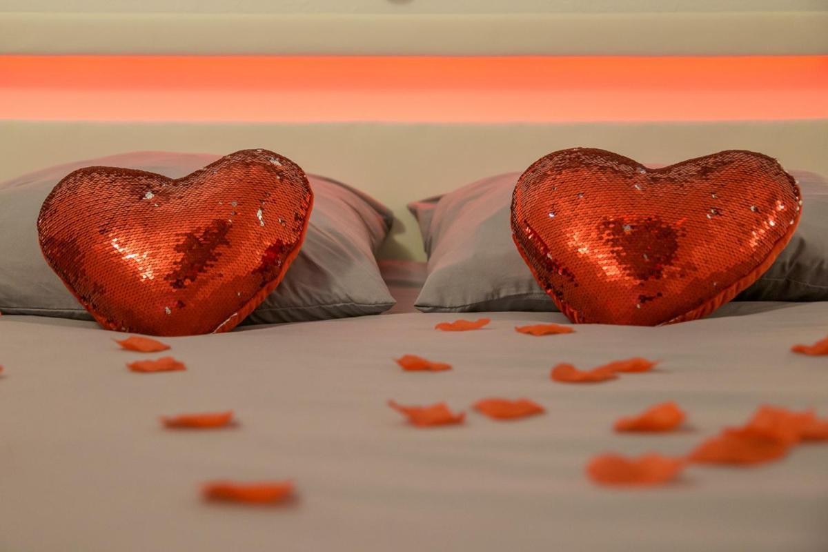 Love Room - Suite Romantique Avec Spa Privatif Le Puy-en-Velay Exteriér fotografie
