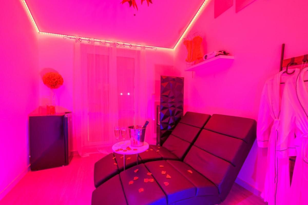 Love Room - Suite Romantique Avec Spa Privatif Le Puy-en-Velay Exteriér fotografie