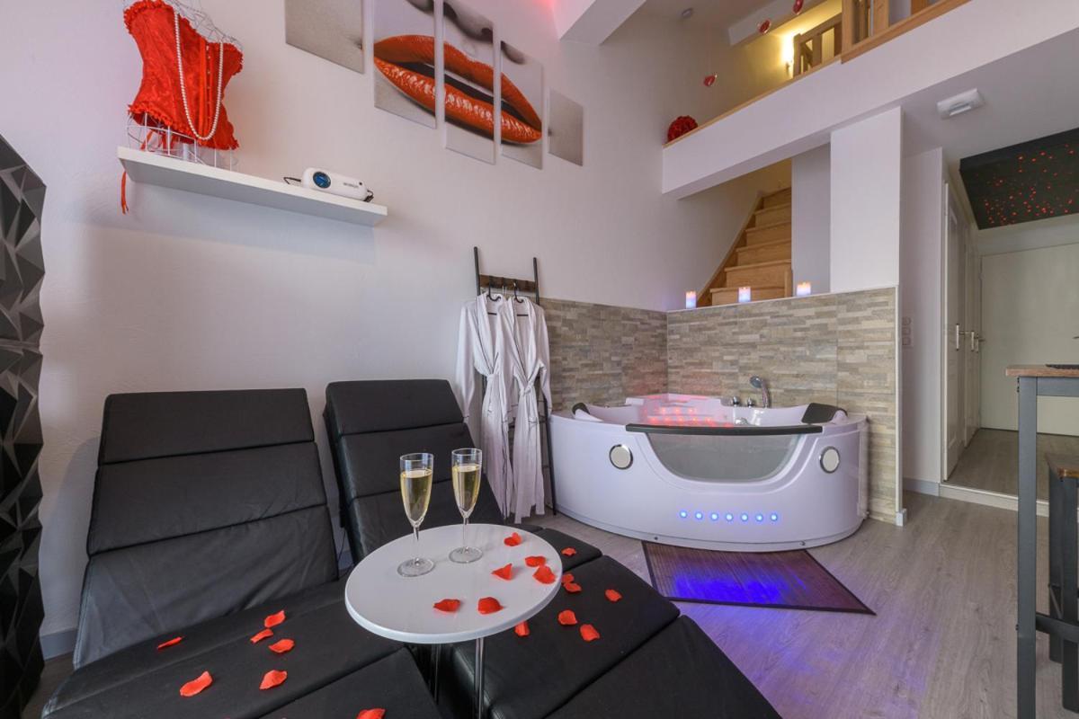 Love Room - Suite Romantique Avec Spa Privatif Le Puy-en-Velay Exteriér fotografie
