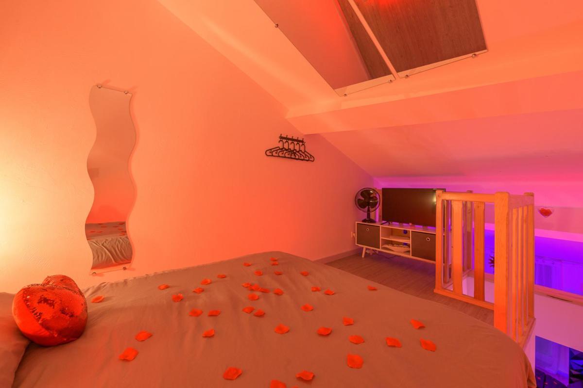 Love Room - Suite Romantique Avec Spa Privatif Le Puy-en-Velay Exteriér fotografie